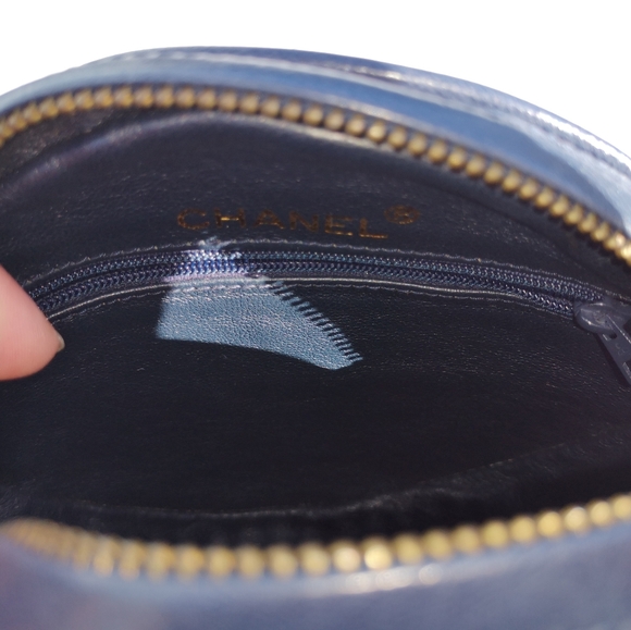 Chanel classic handbag - Picture 8 of 12